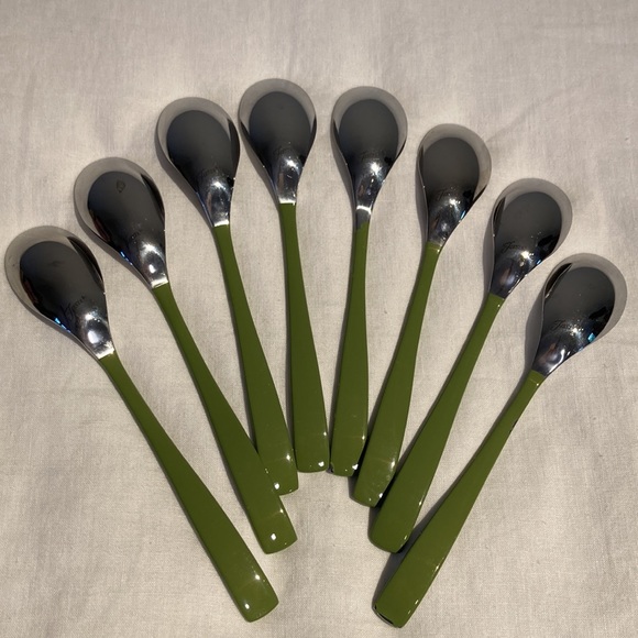 Fiesta spoons with chartreuse handles (8) - Picture 2 of 12